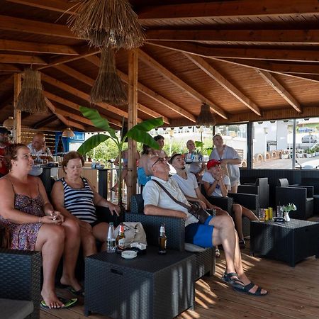 Hotel Kompleks Joni Sarandë 外观 照片